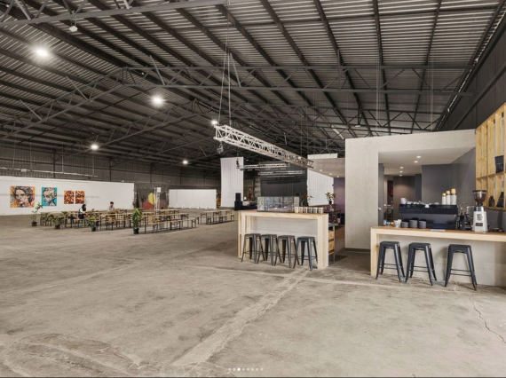 The empty floor